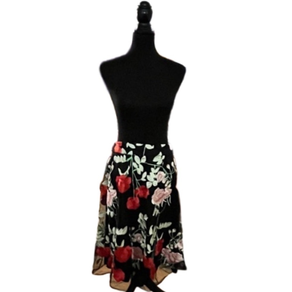 Roz & Ali Embroidered Skirt, Size 12